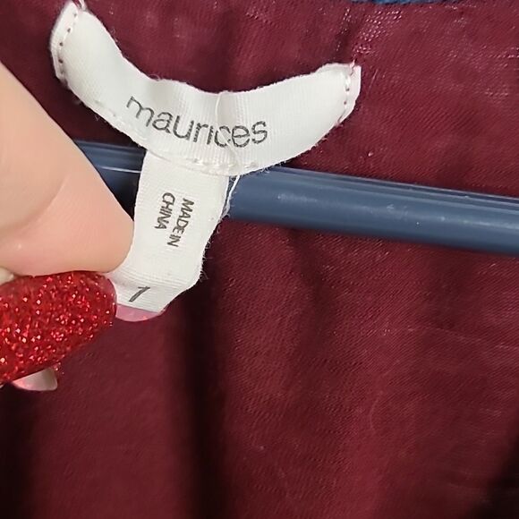 Maurices Plus 1X 16/18 Sleeveless Mixed Media Floral Blouse Tassel Lace Up Top - Picture 5 of 9